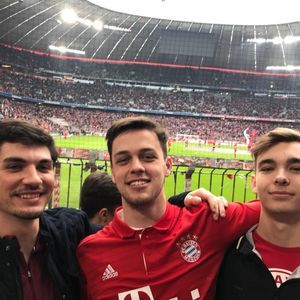 Meet your Posher, Robert